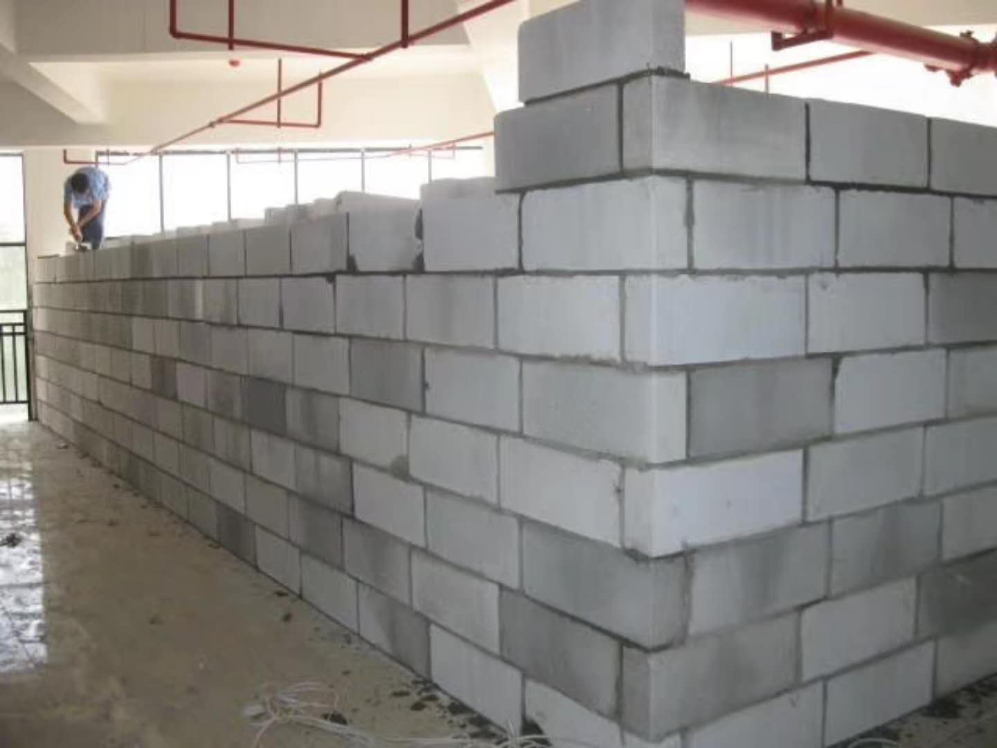 枣强蒸压加气混凝土砌块承重墙静力和抗震性能的研究